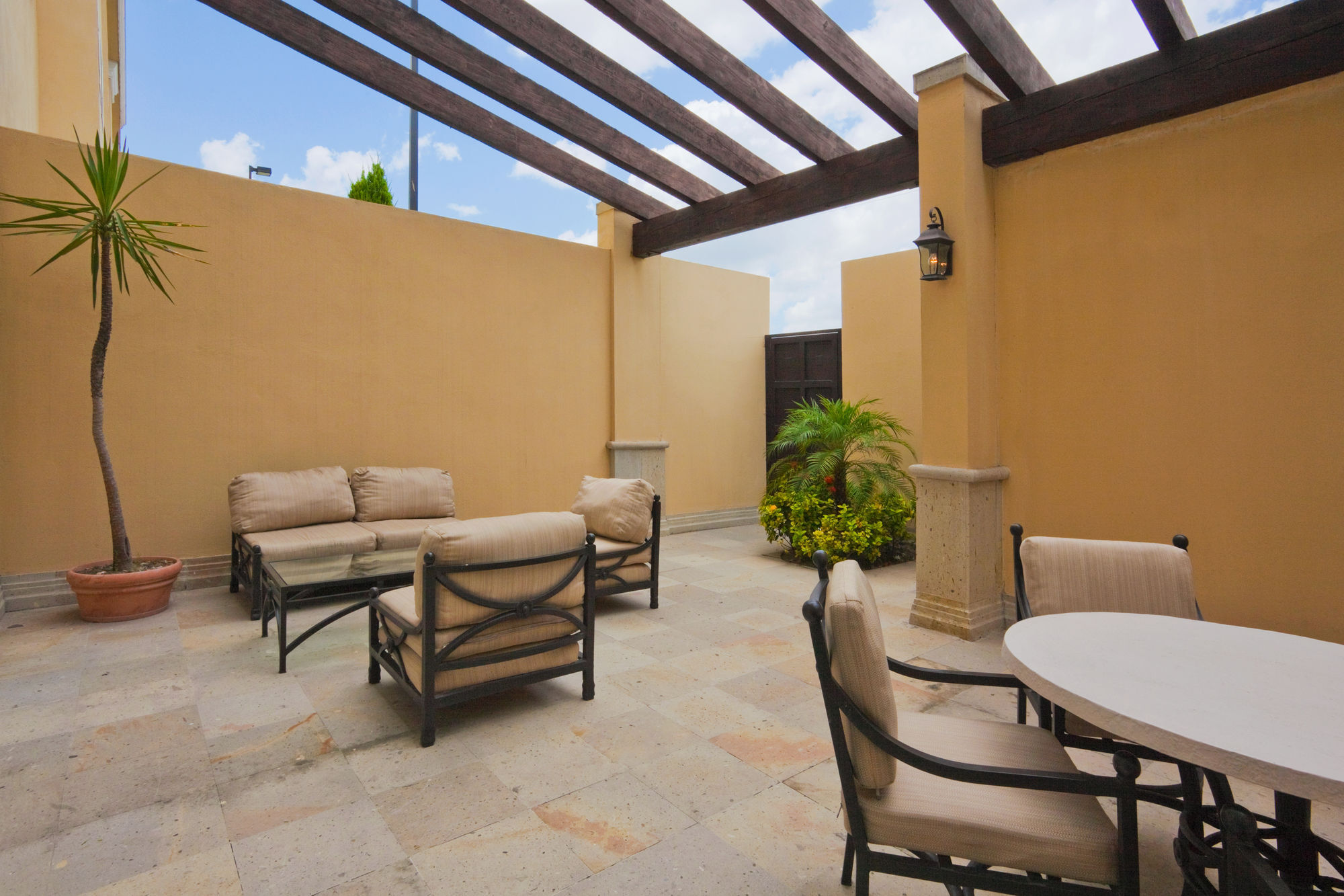 Holiday Inn Reynosa Industrial Poniente By Ihg Exterior photo